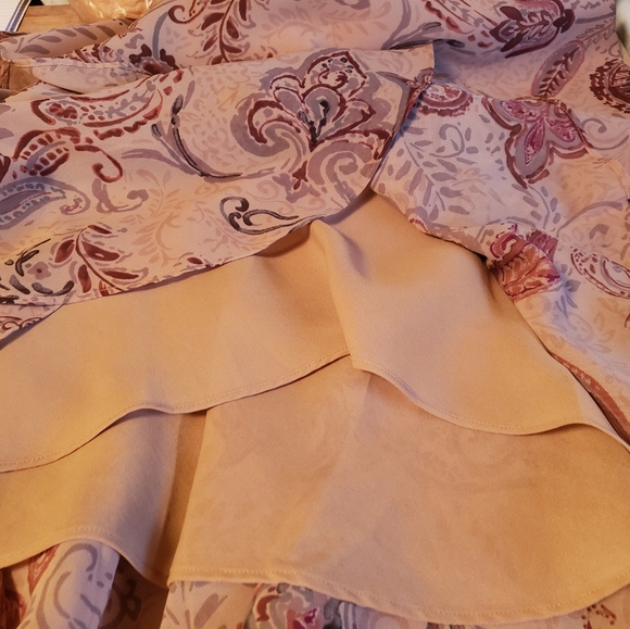 Vintage, Y2K, Chaps by Ralph Lauren, Tan, Paisley Design with Ruffled Layers - Picture 6 of 8